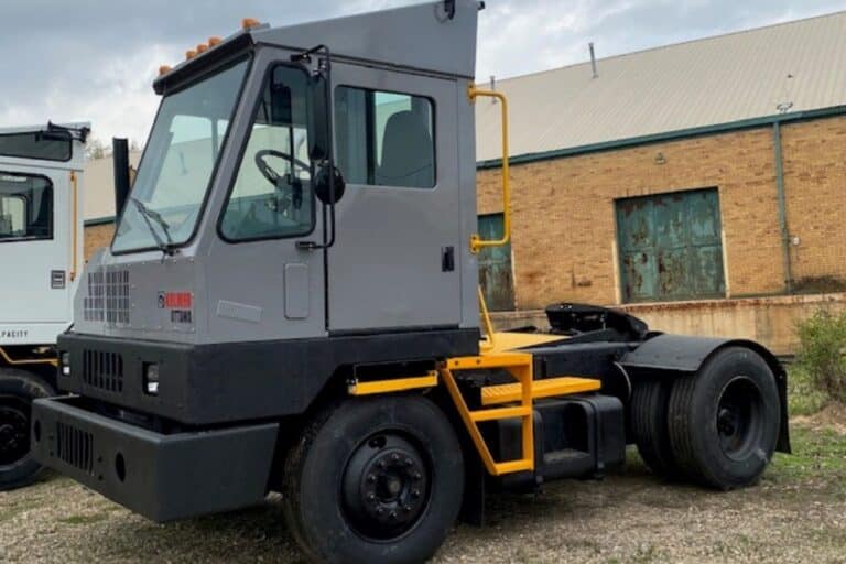 Yard Truck Specialist Service, Spotter Truck Restoration Specialists in New Boston TX At ReNew Truck. Image of Yard spotter truck parked